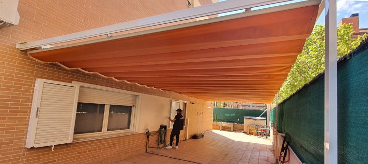 Pergola acrílica impermeable